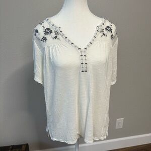 Lucky Brand Cream Embellished Short Sleeve Blouse